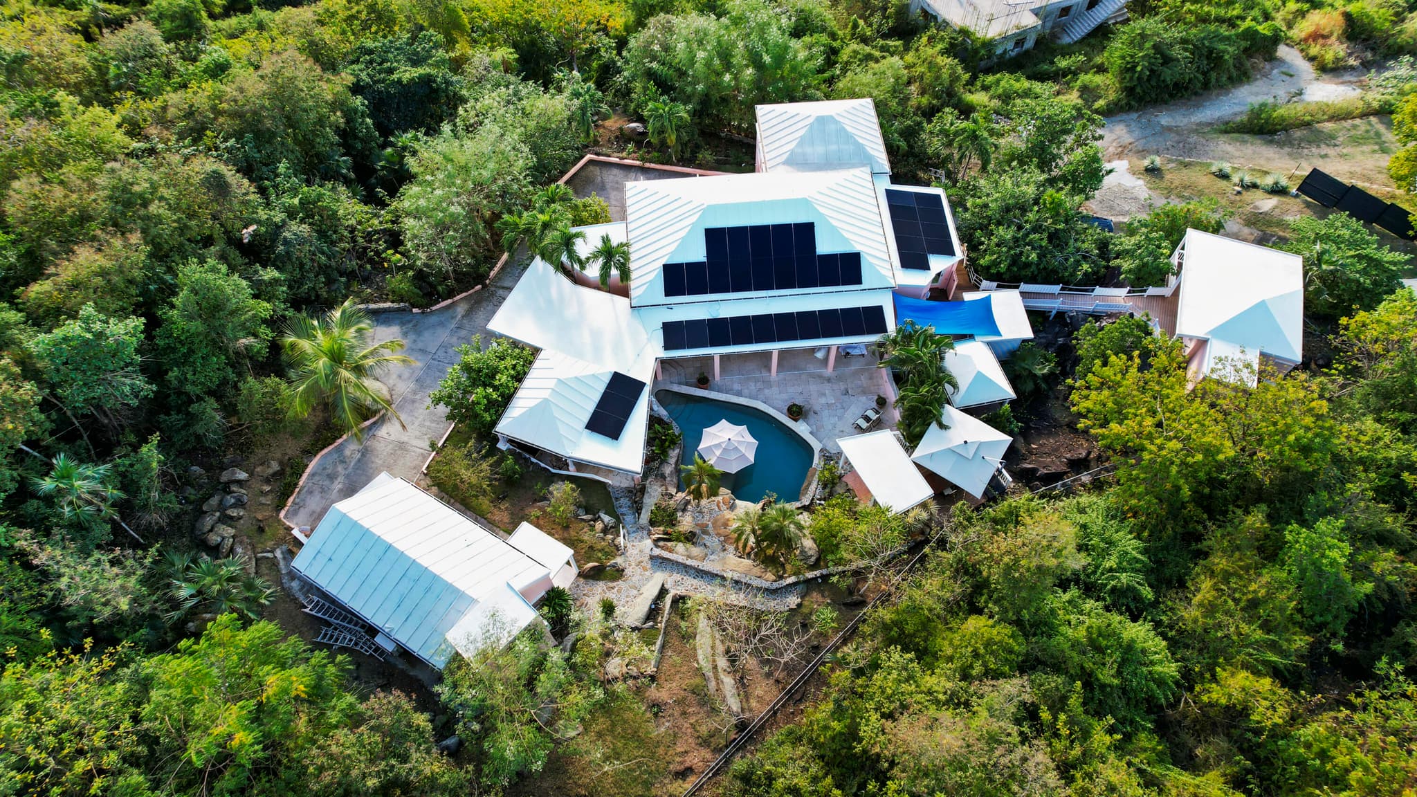 4-Bedroom Home in St. Thomas