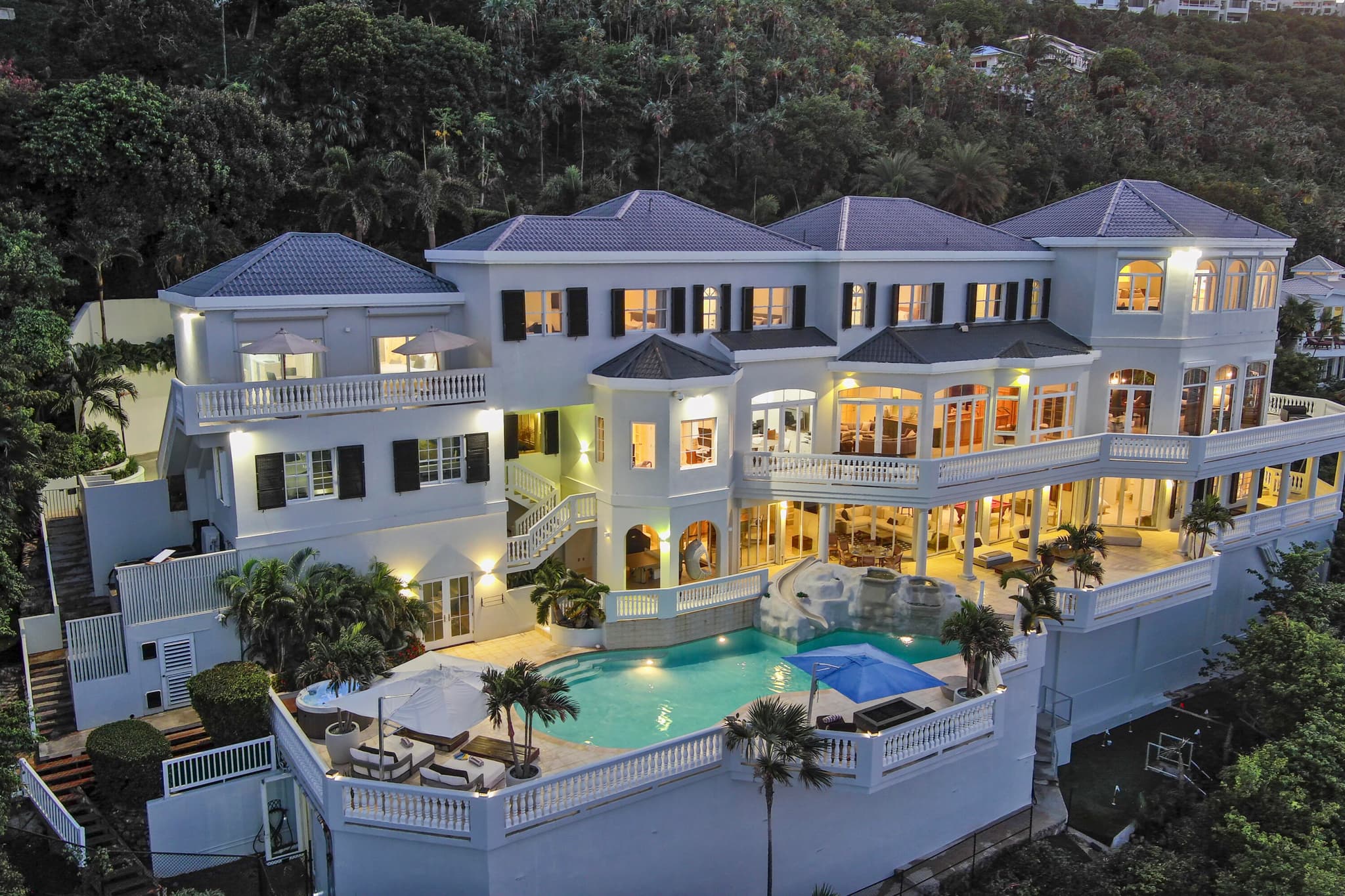 Waterfront 8-Bedroom Home in St. Thomas